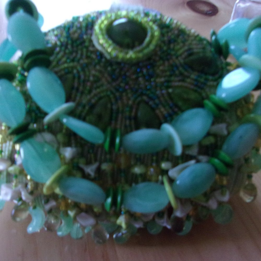 LOVELY AND UNIQUE VINTAGE BAG BRAND NEW   TAG INSIDE SAYS  EXPRESSIONS NYC